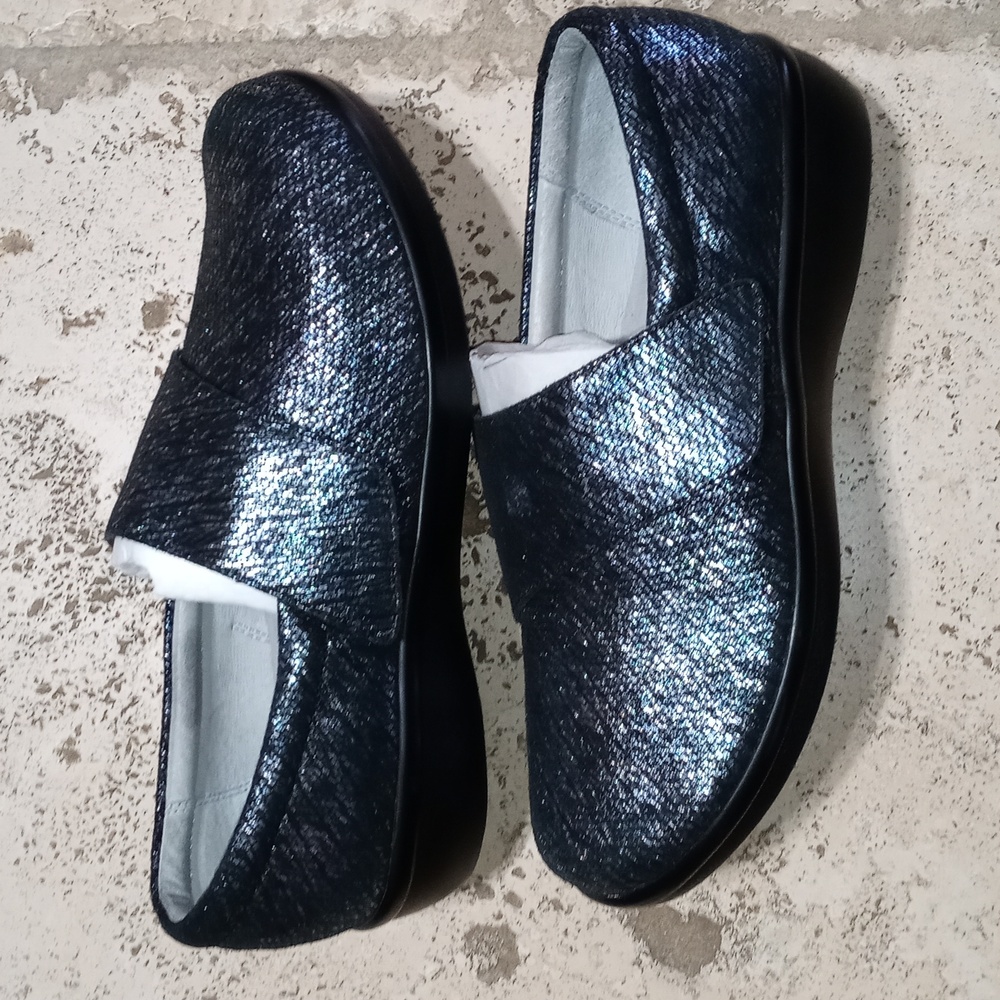 Alegria Lauryn Leather Clogs Size 39EU (9 US) Women's